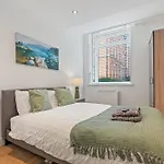 - - Free Parking - Sleeps 7 Apartment Leeds (West Yorkshire)